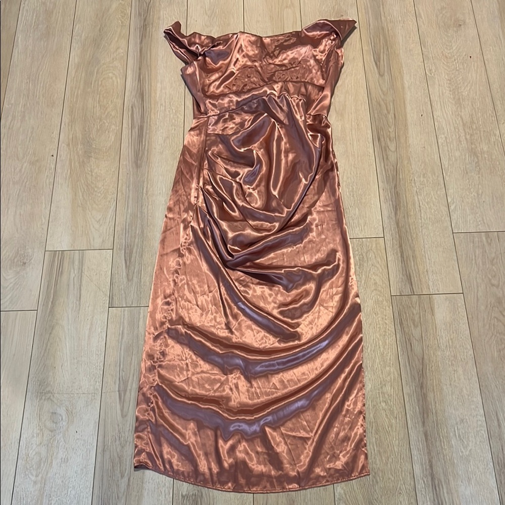 Forever Unique Orange Satin Off-Shoulder Formal Dress Size 12